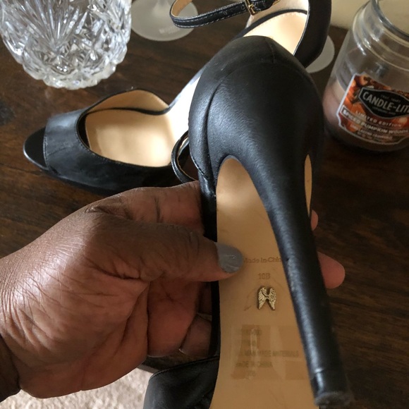 Victoria Secret Platform Pumps - Picture 5 of 5